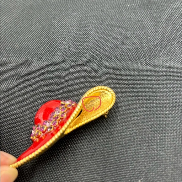 Vintage Red Hat Enamel Brooch Gold-Tone Purple Rhinestone Red Hat Lady - Picture 6 of 6